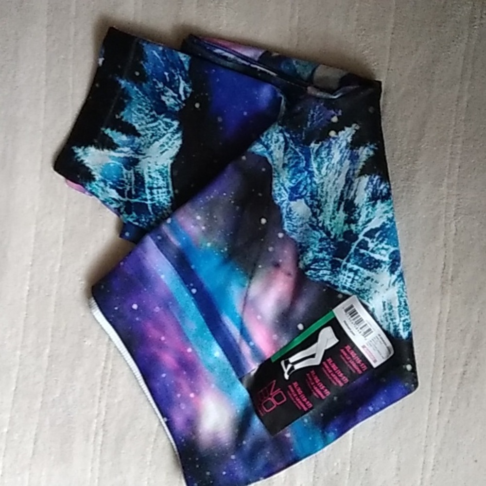 No Boundries Active Leggings Mountain Pattern Size XL
